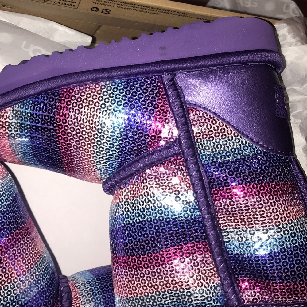 Toddler classic II sequin rainbow print boots NO OFFERS - Picture 6 of 6